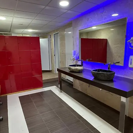 Good Vibes Only Capsule Малага